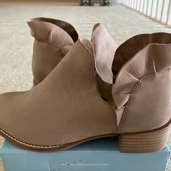 Seychelles Renowned Bootie Taupe Size 37.5 - Picture 6 of 16